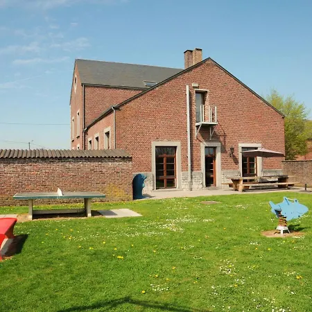 Holiday home Spacious Holiday In With Garden Noiseux